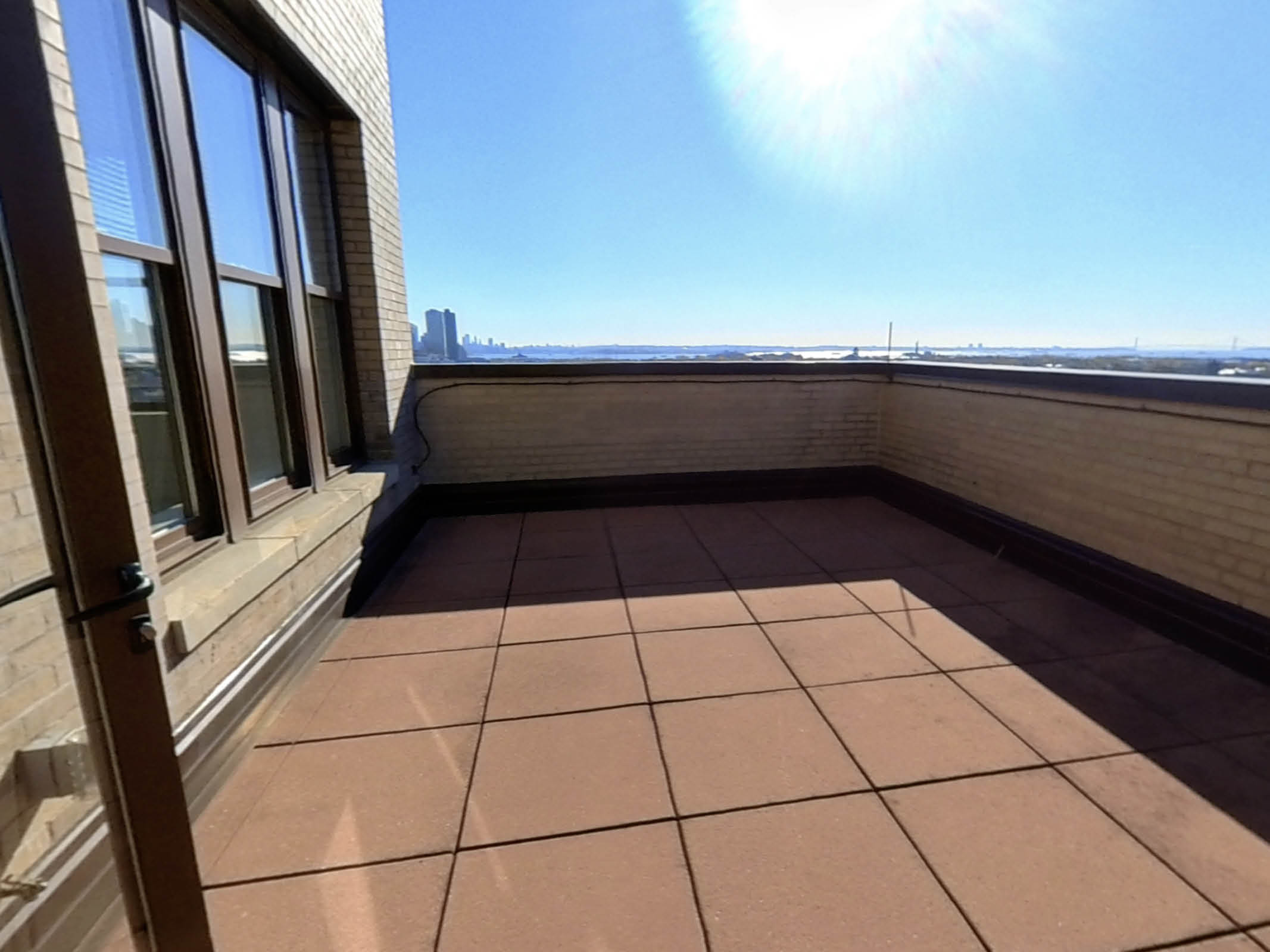 1 Bed with Patio / 1 Bath / Criterion / 904