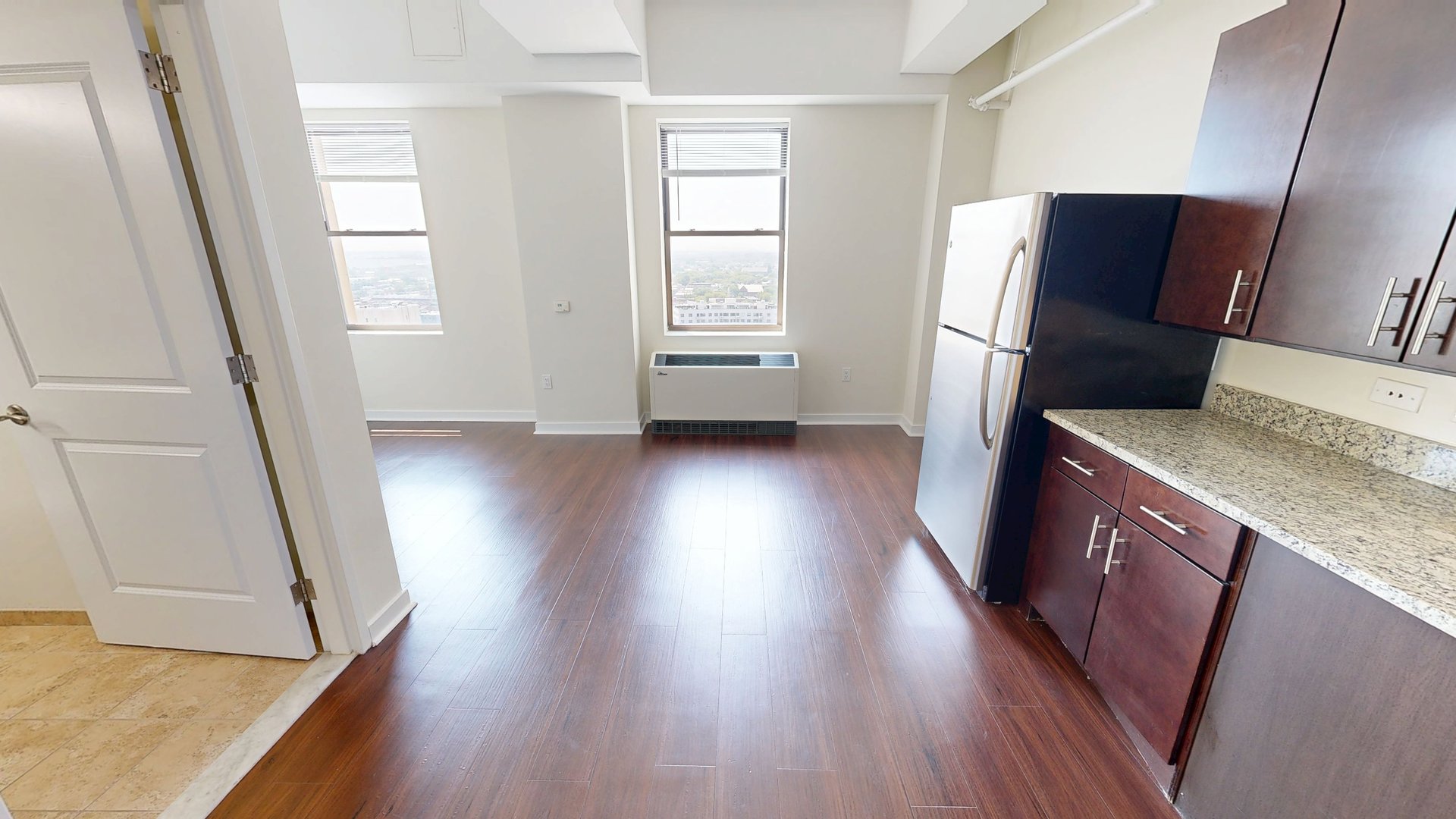 Studio / Paramount / P-1809